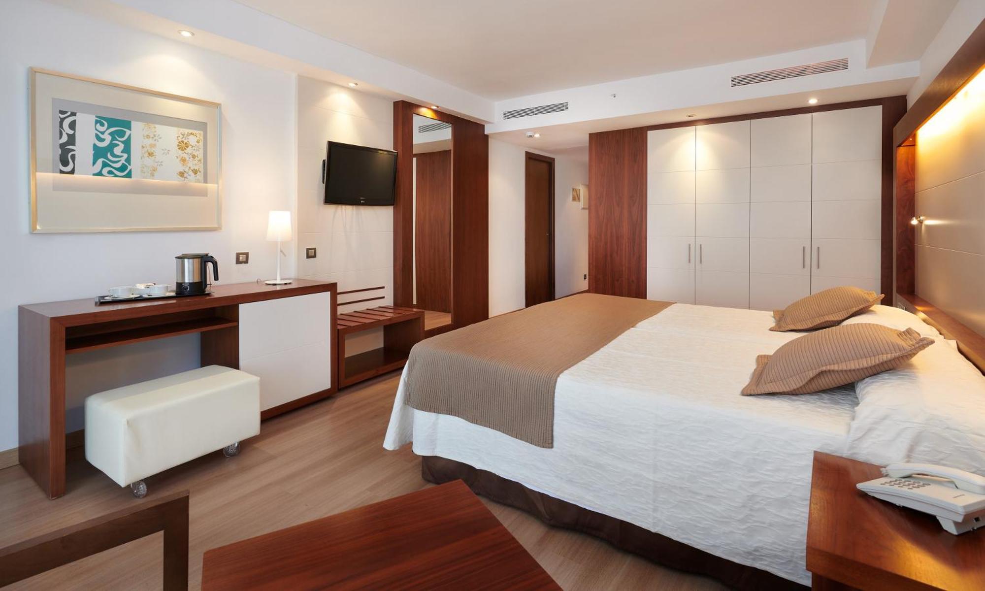 Standard Double Room,1306823431:JPEG